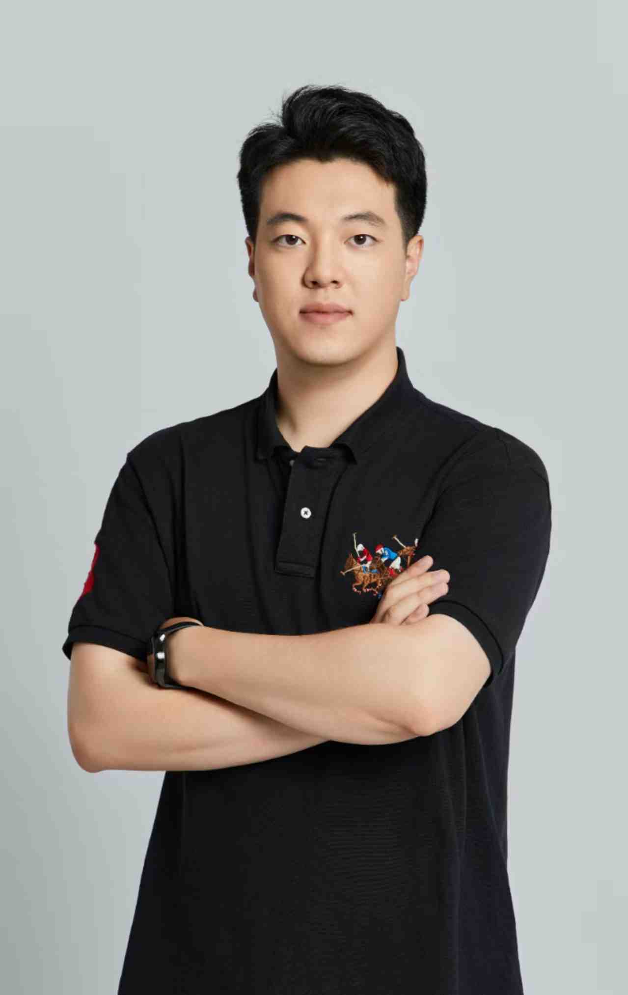 张铜伟.jpg